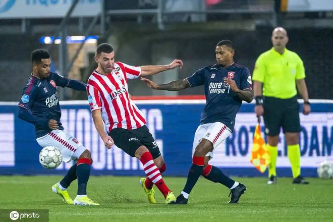 2亿欧元的 2亿欧元的