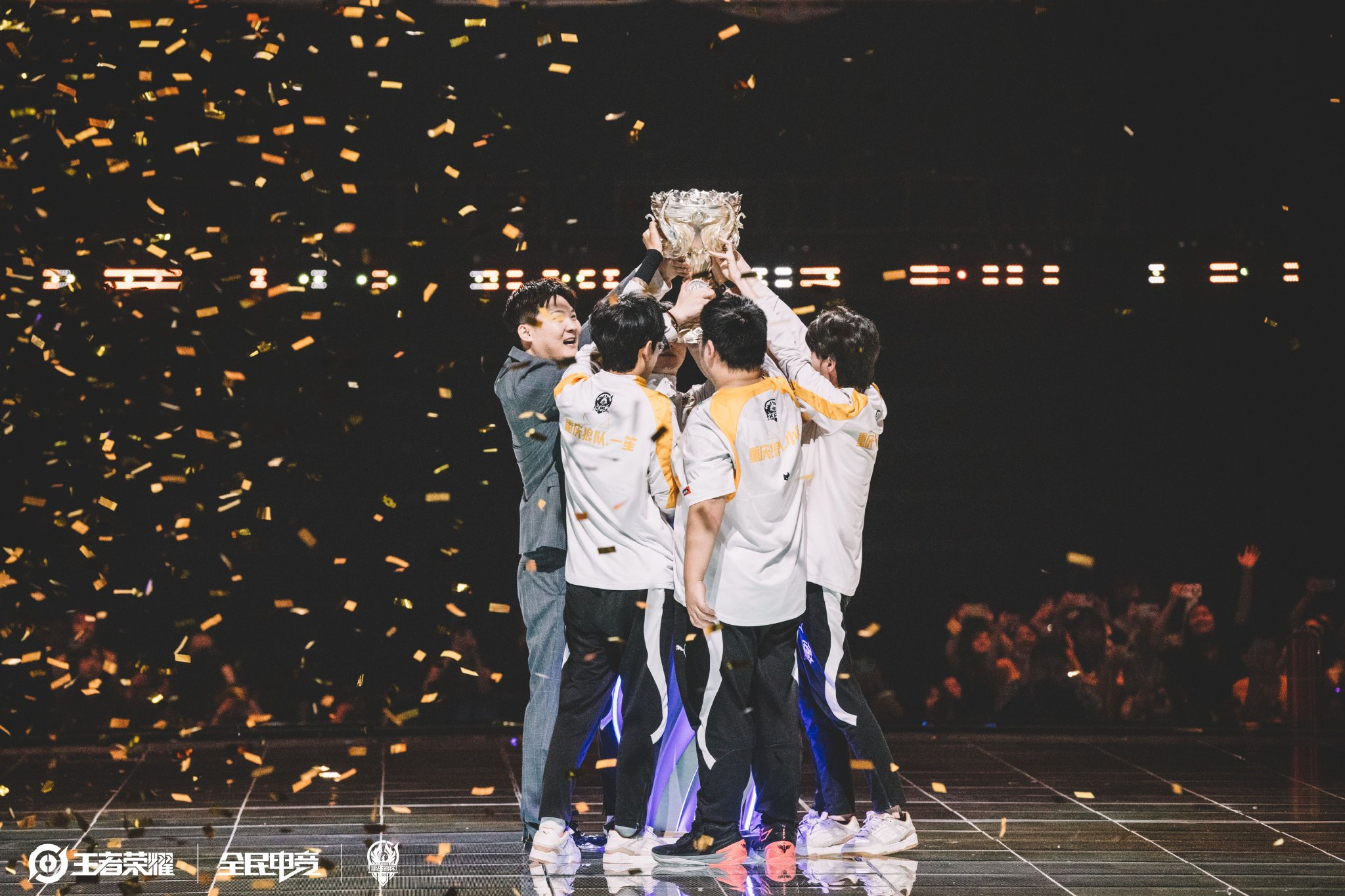 巴萨需要在 巴萨需要在