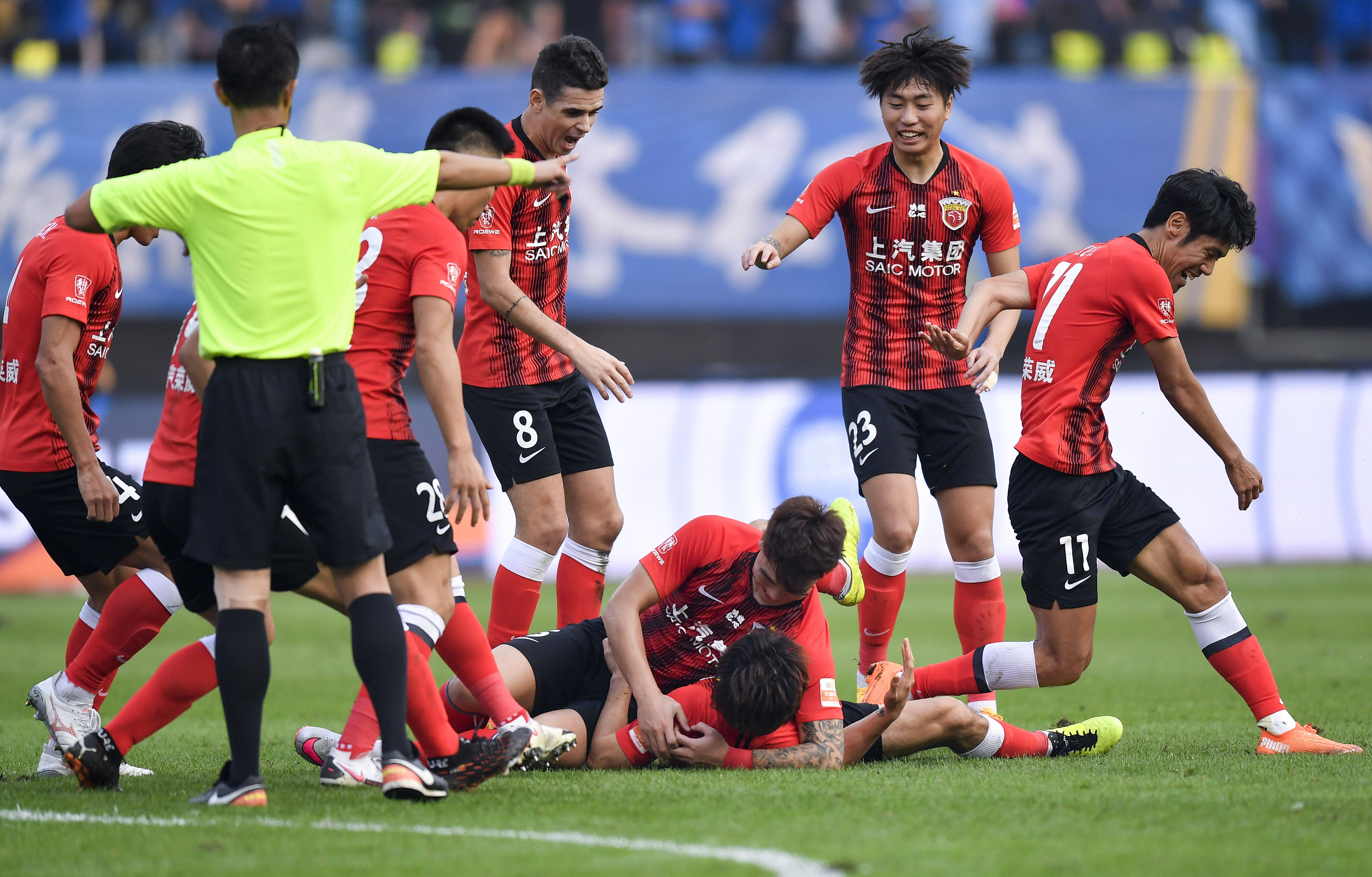 此次潜在收 此次潜在收