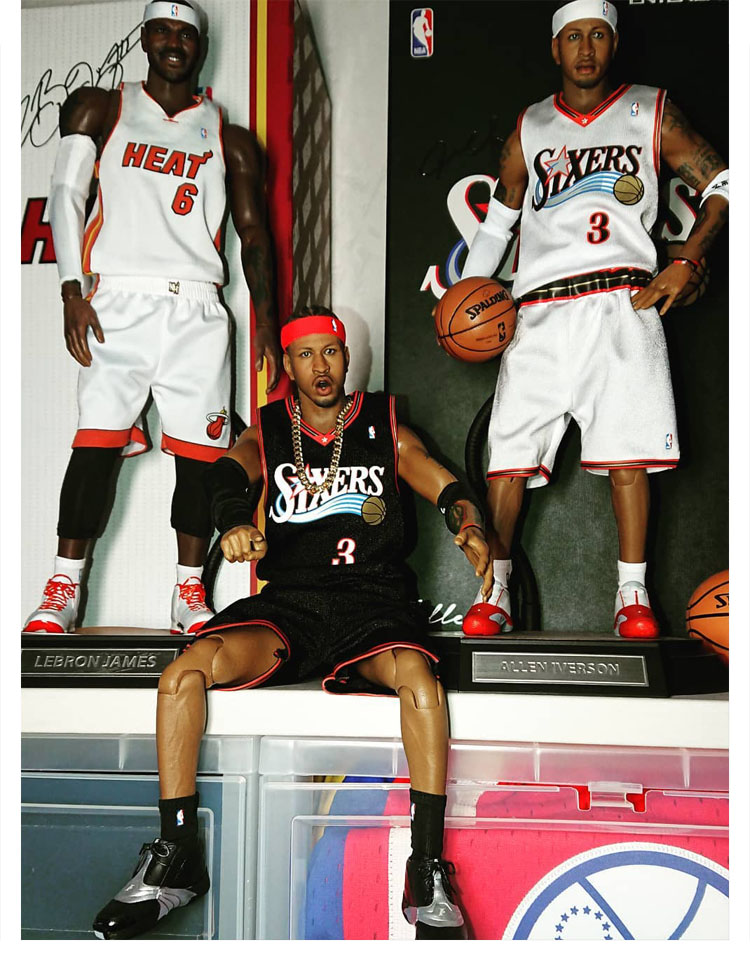 球队围绕其 球队围绕其