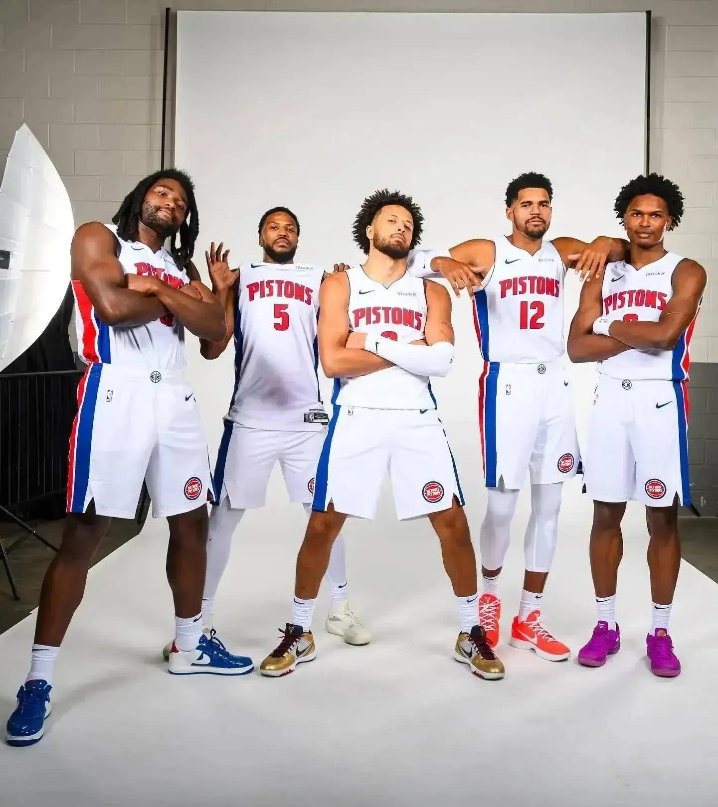 东契奇的困 东契奇的困